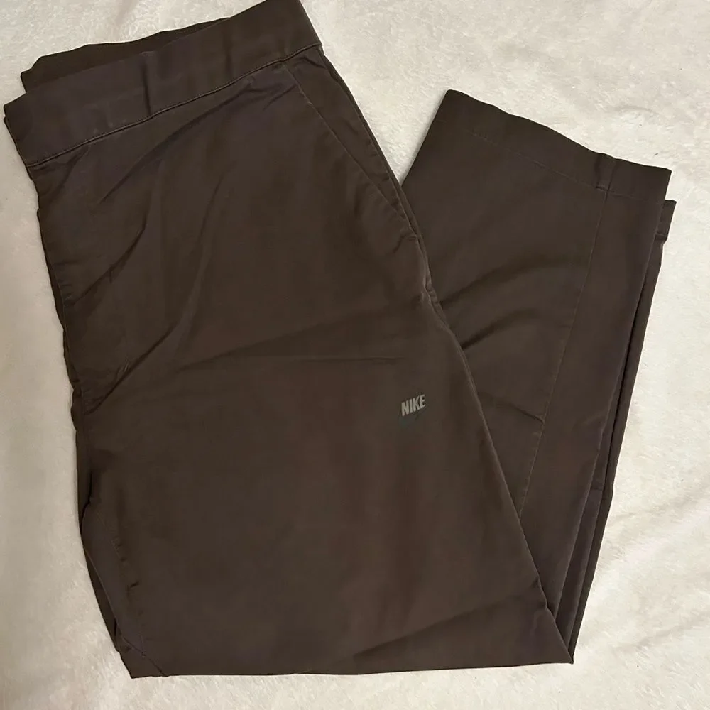 Nike Sportswear Mens Size 36 Essentials Unlined Cropped Pants